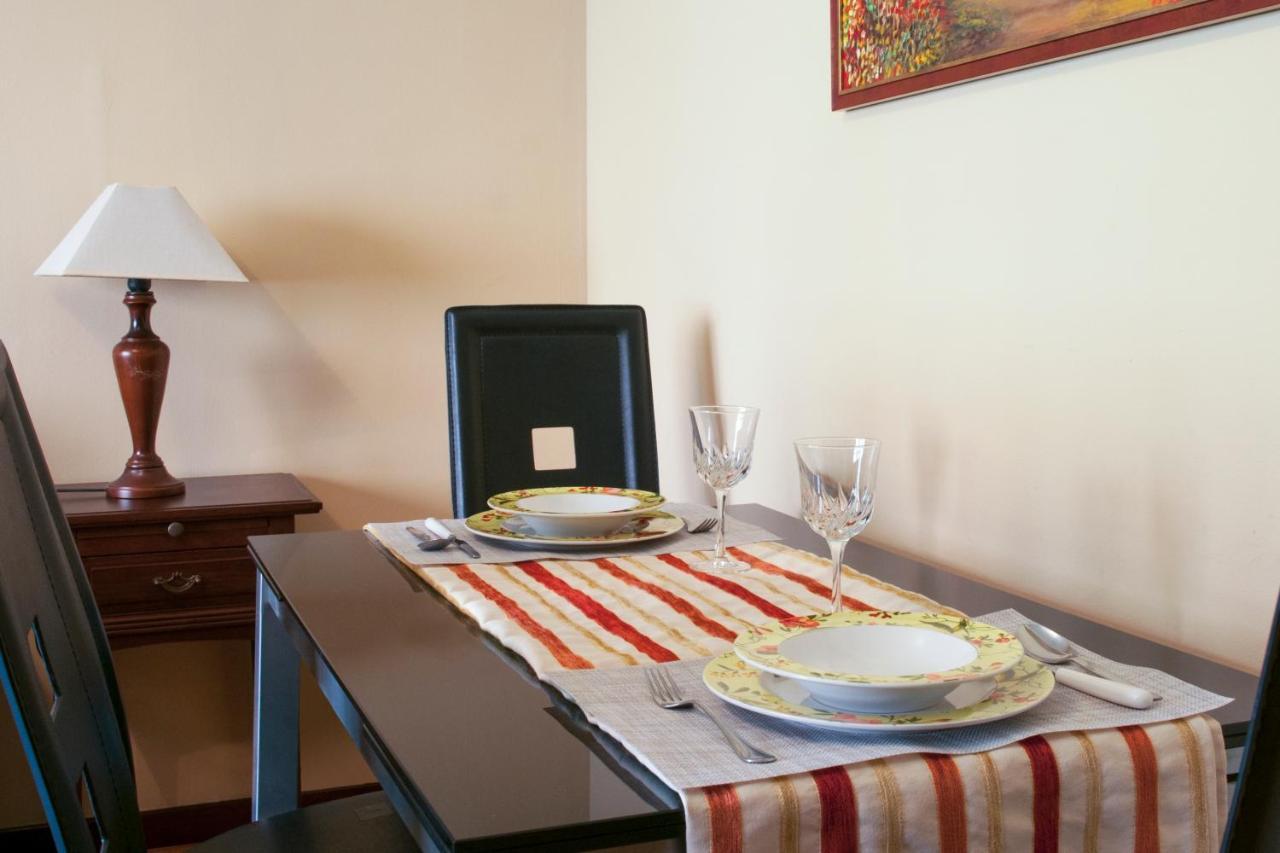 Apartamento Araceli Proximo A Clinica Oftalmologica Fdez Vega Leilighet Oviedo Eksteriør bilde