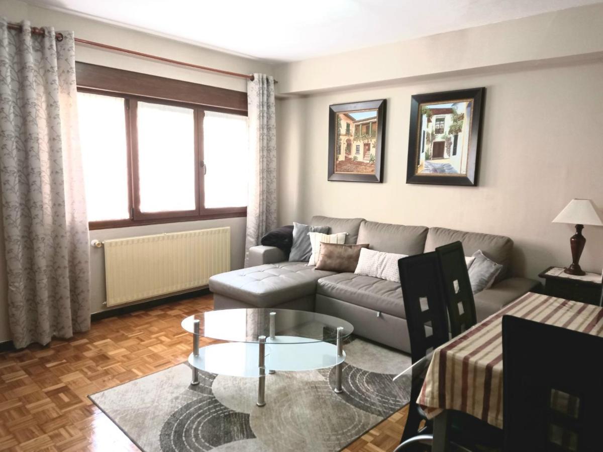 Apartamento Araceli Proximo A Clinica Oftalmologica Fdez Vega Leilighet Oviedo Eksteriør bilde