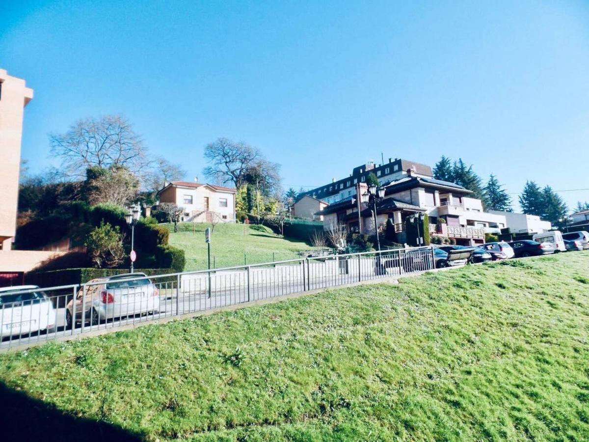 Apartamento Araceli Proximo A Clinica Oftalmologica Fdez Vega Leilighet Oviedo Eksteriør bilde